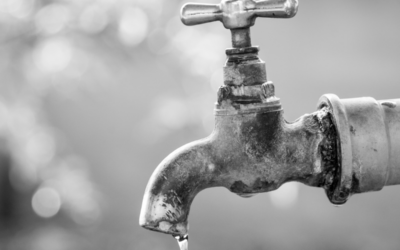 المئات من الاسر في مدينة ديترويت معروضون لعقطع المياه عنهم بسبب تخلفهم عن دفع فواتير المياه