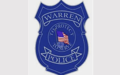إغلاق مدرسة Warren Woods Tower وكلية ماكومب المجتمعية والبحث عن مشتبه به في إطلاق النار