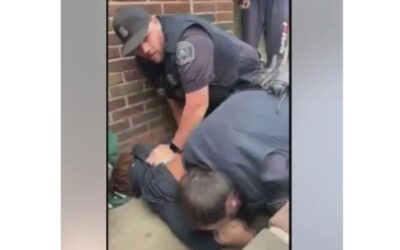 انتشار مقطع فيديو عبر الانترنت لشرطة ديترويت وهي تعتقل رجلآ بالقوة كان قد نسي مفاتيح سيارته بداخلها وحاول اقتحامها