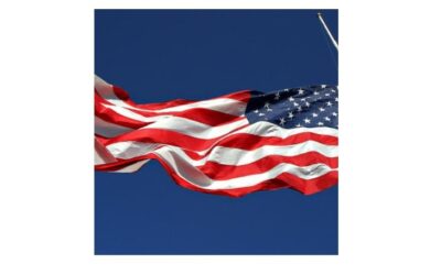 تنكيس أعلام الولايات المتحدة الأميركية في ميشغان تكريمآ لضحايا 11 سبتمبر