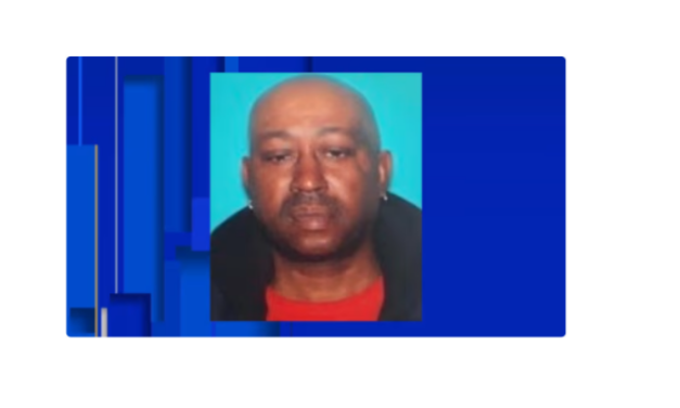 شرطة ديترويت تطلب المساعدة في العثور على رجل مفقود مصاب بالخرف يبلغ من العمر 60 عامًا