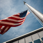 الديمقراطيون يصعدون التحقيق في تهديد الرئيس ترامب بتعطيل افتتاح جسر جوردي هاو الدولي