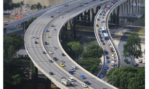  جدل حول خطة تقليل حارات Dixie Highway في أوكلاند كاونتي