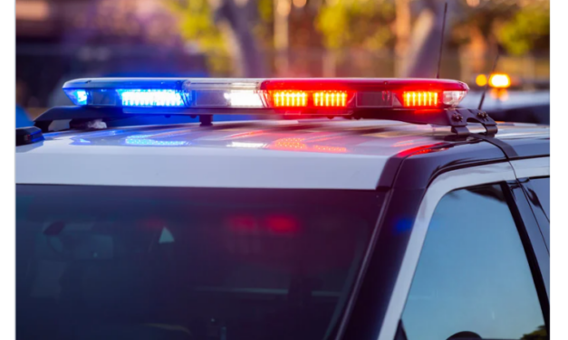 اتهام رجل من وورن بمحاولة القتل بعد طعن خطيب طليقته