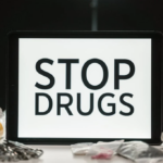 ضبط مايزيد عن 266 كيلوجراماً من الميثامفيتامين عند معبر بلو واتر