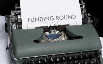 جمع مايزيد عن أربعمائة ألف دولار لعامل شركة فورد الذي أُوقف عن العمل بعد نعته لترامب ب “حامي المتحرشين بالأطفال”